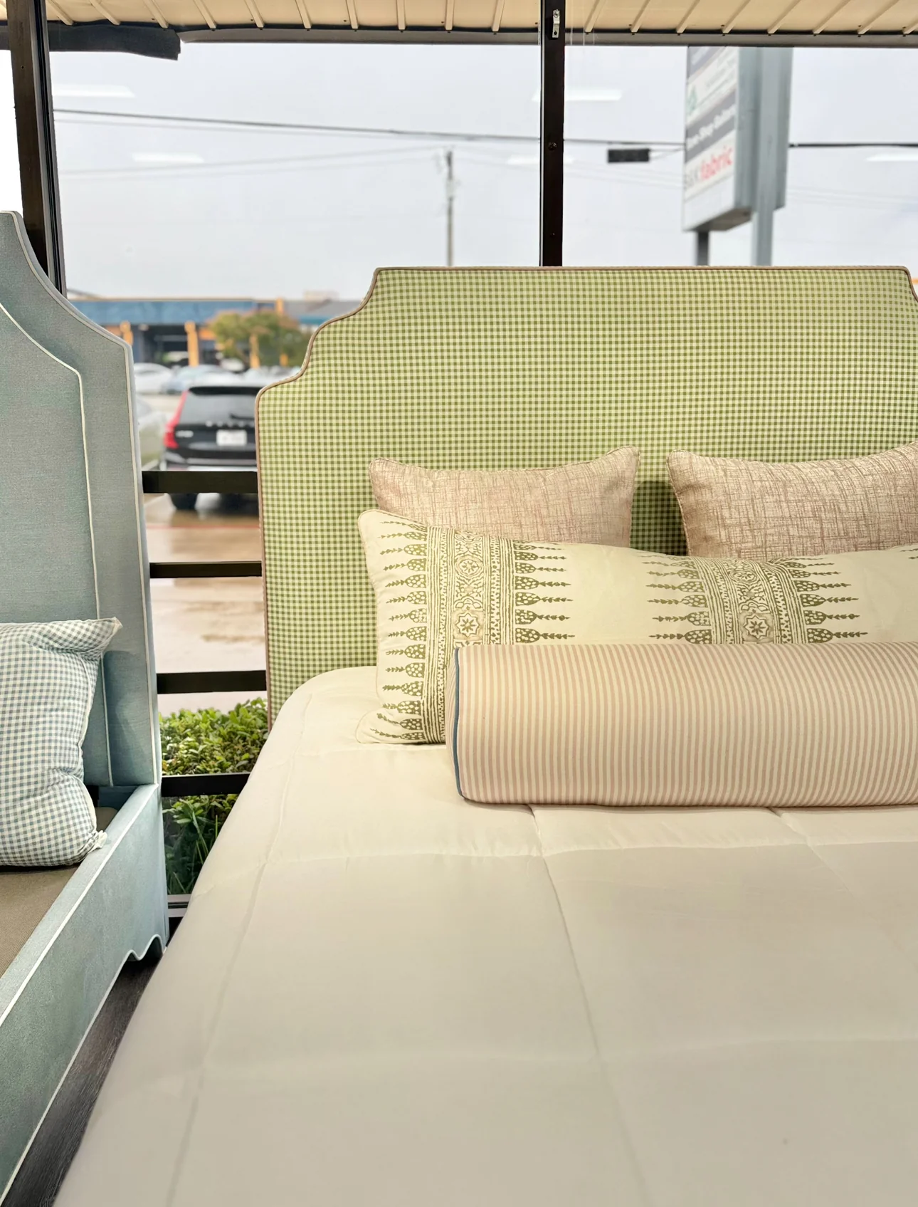 65āH Queen Upholstered Platform Bed - Scalloped Base - Sage Green Gingham Fabric with Blush Pink - Image 6