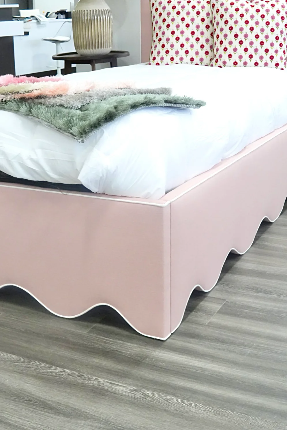 60”H Twin Scalloped Platform Bed in our Blush Pink Linen - White Trim - Image 5