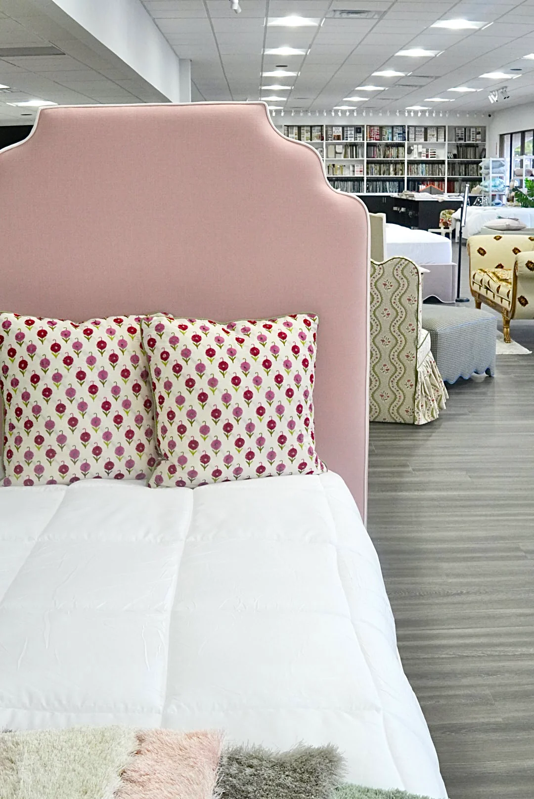60”H Twin Scalloped Platform Bed in our Blush Pink Linen - White Trim - Image 8