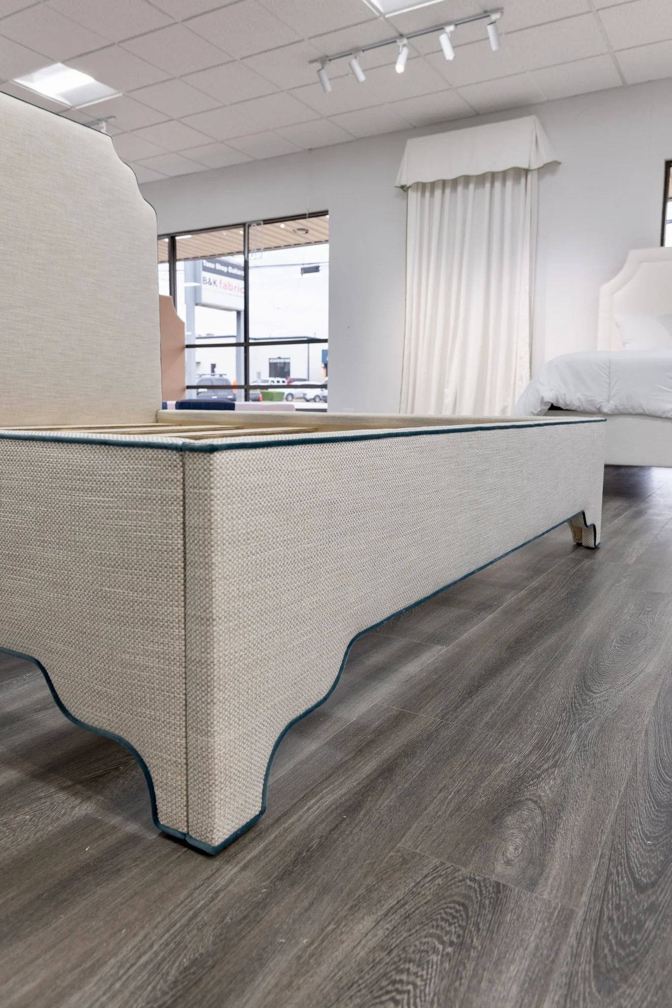 65"H Helena King Platform Bed - Scalloped Legs - Performance Linen Fabric - Dark Teal Trim - Image 2