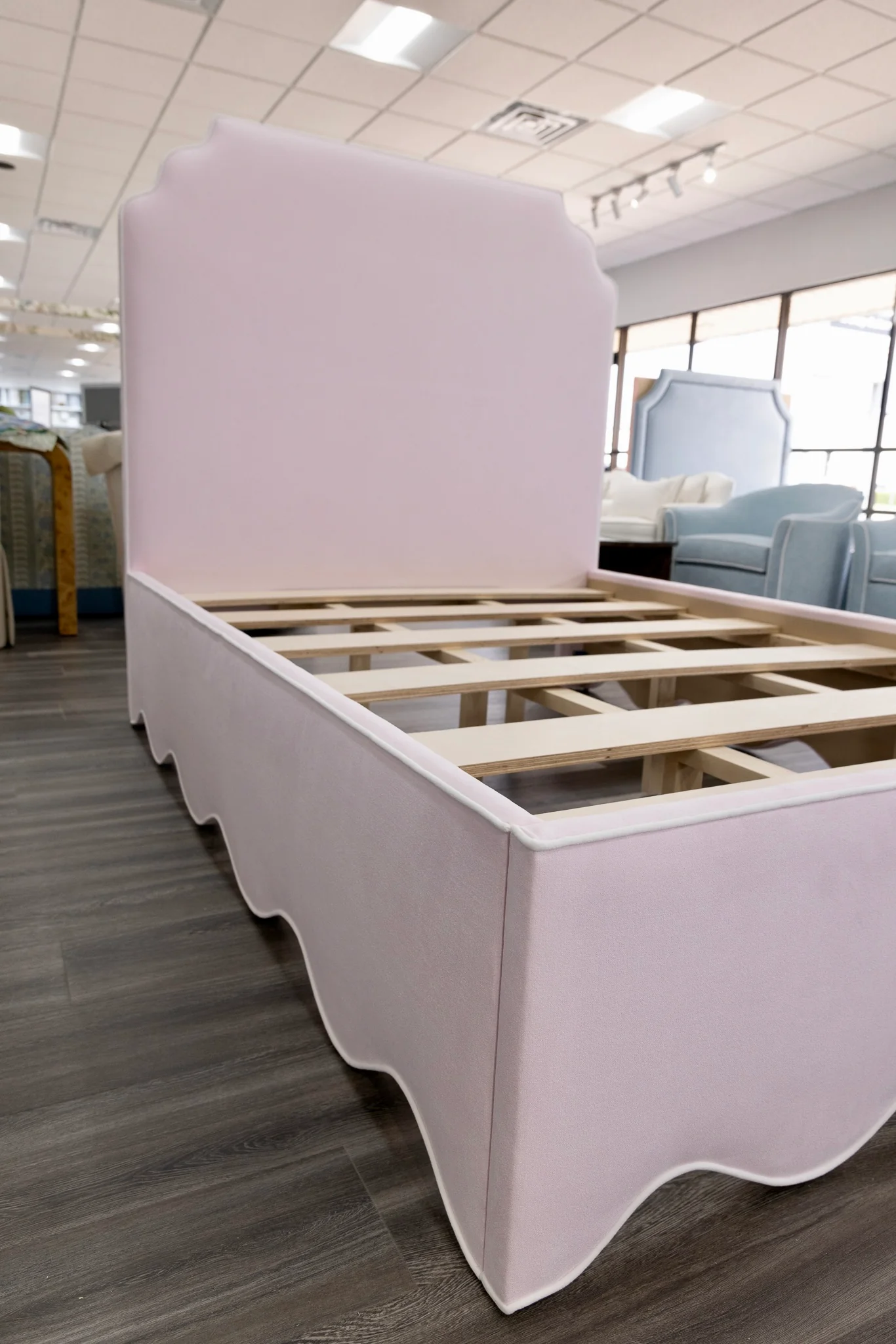 65" H Queen Upholstered Platform Bed - Scalloped Base - Powder Pink Woven Fabric with White Trim - Image 7