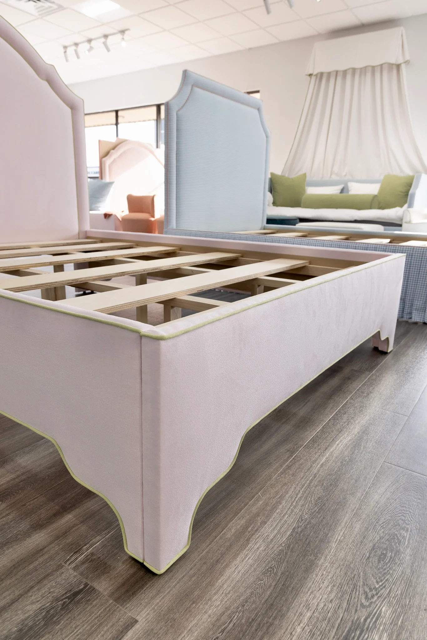 65”H Queen Upholstered Platform Bed - Upholstered Legs - Powder Pink fabric with Green Trim - Image 10
