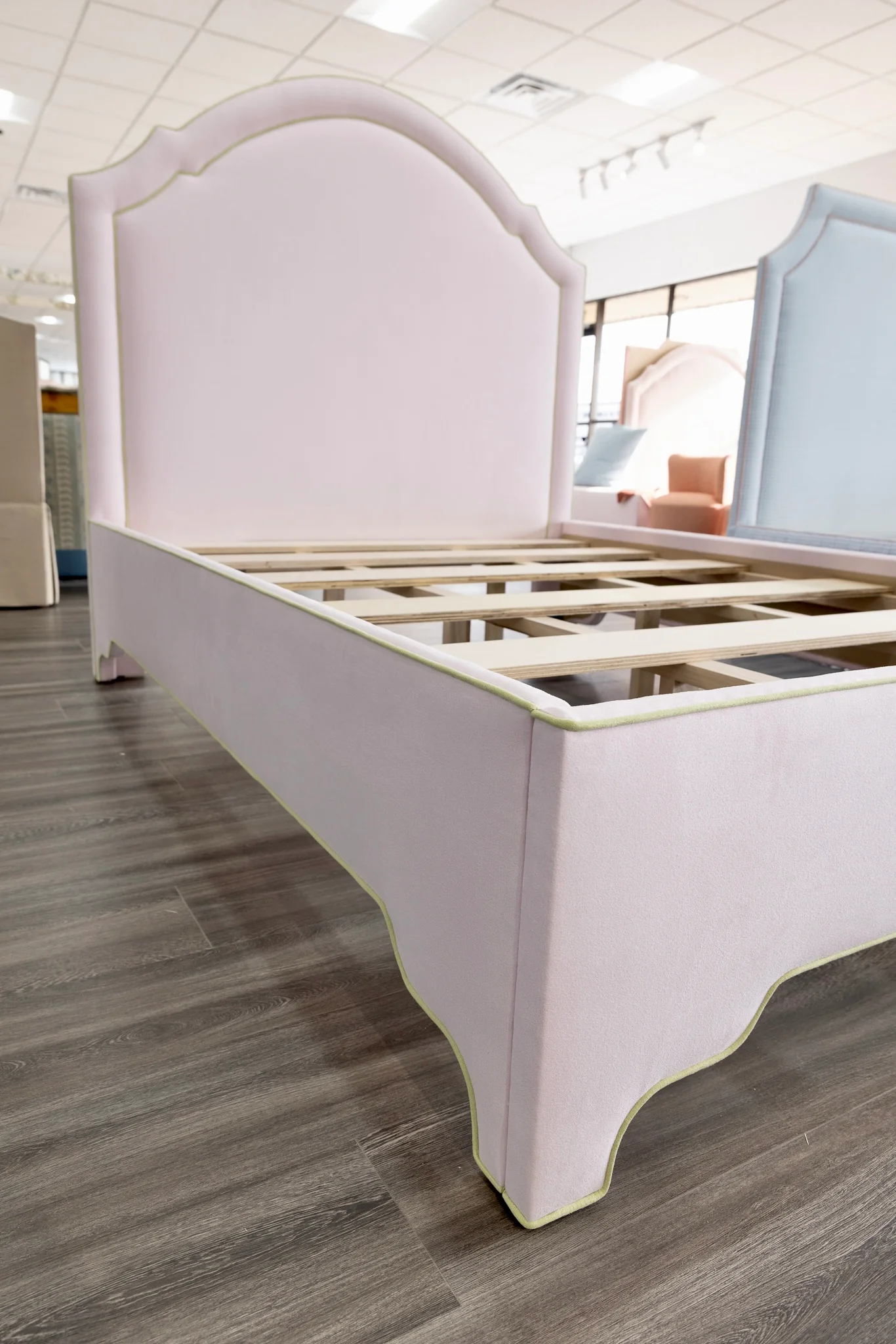 65”H Queen Upholstered Platform Bed - Upholstered Legs - Powder Pink fabric with Green Trim - Image 5
