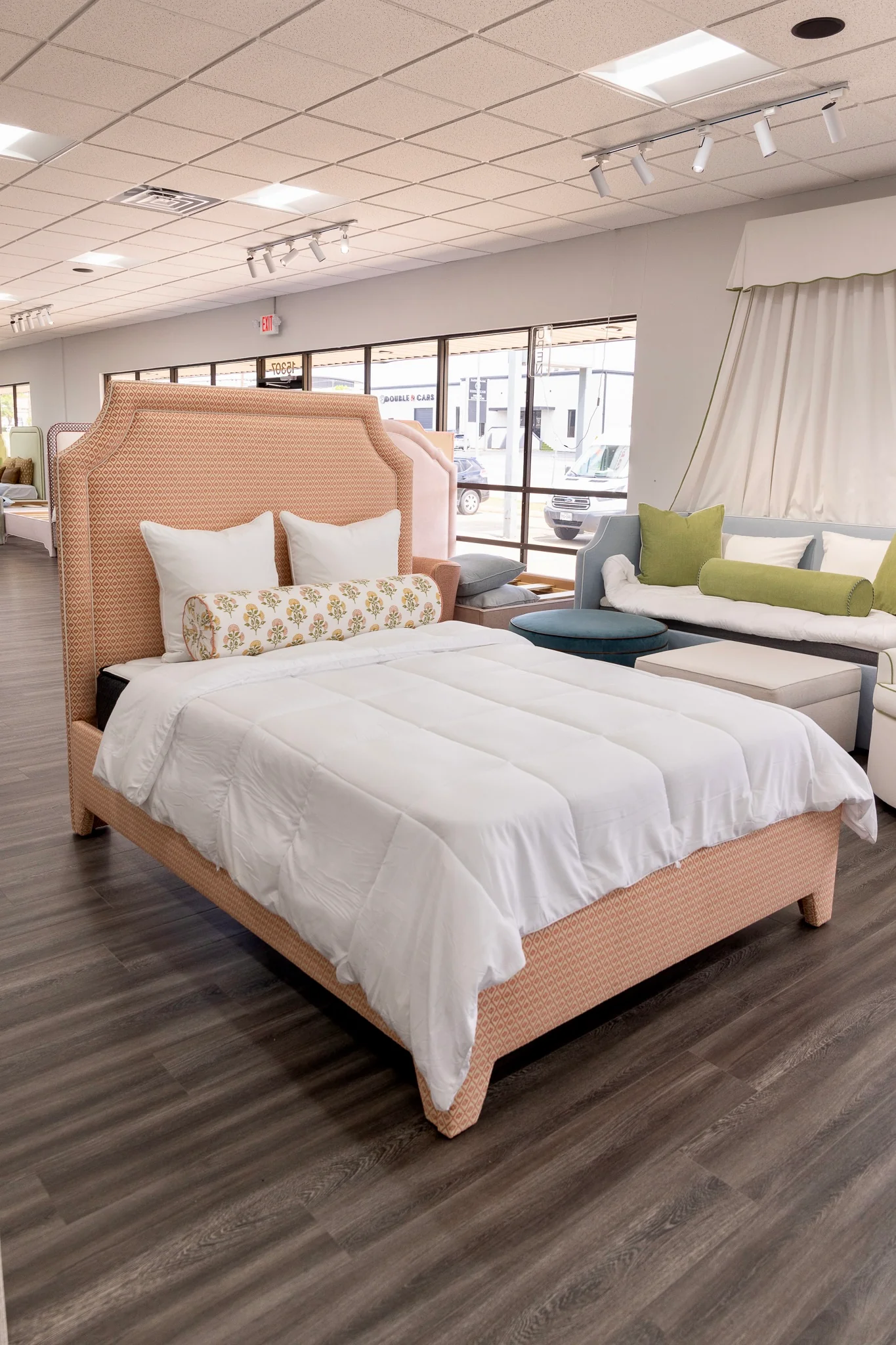 65āH Queen Upholstered Platform Bed - Upholstered Legs - Rust Fabric with White Trim - Image 7