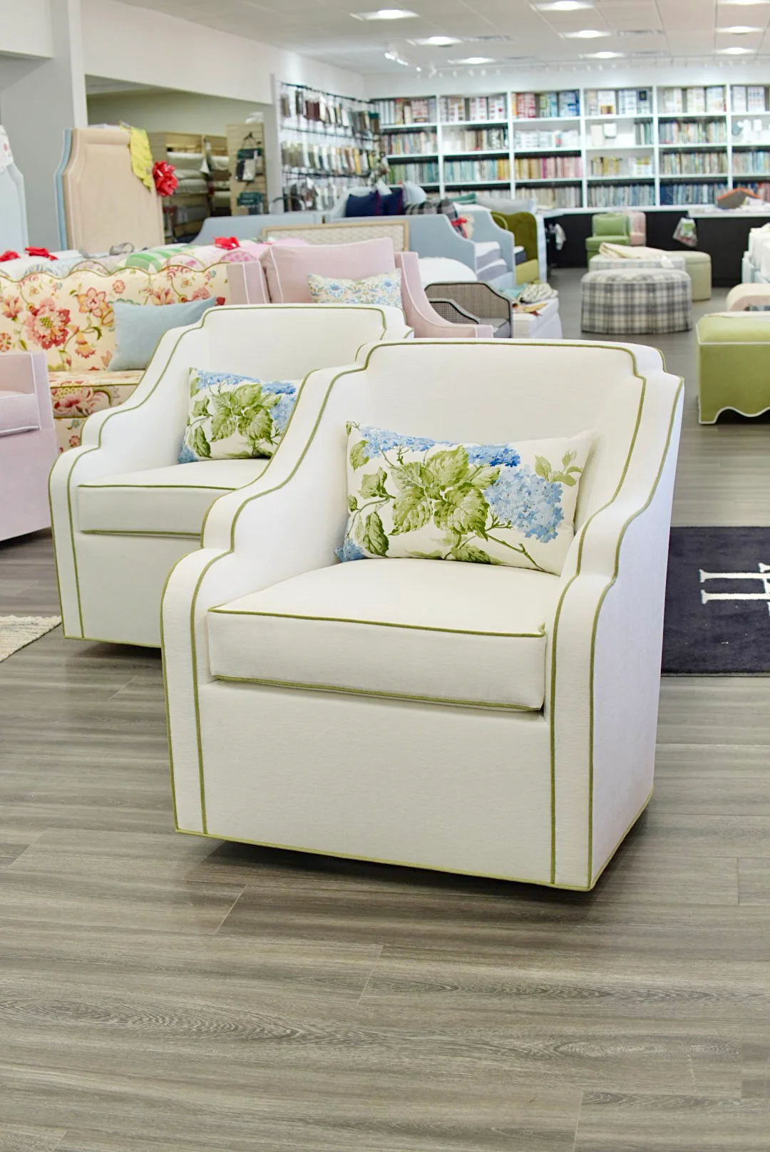Custom Scalloped Swivel Chair: White Performance Fabric - Pistachio Green Trim - Image 2