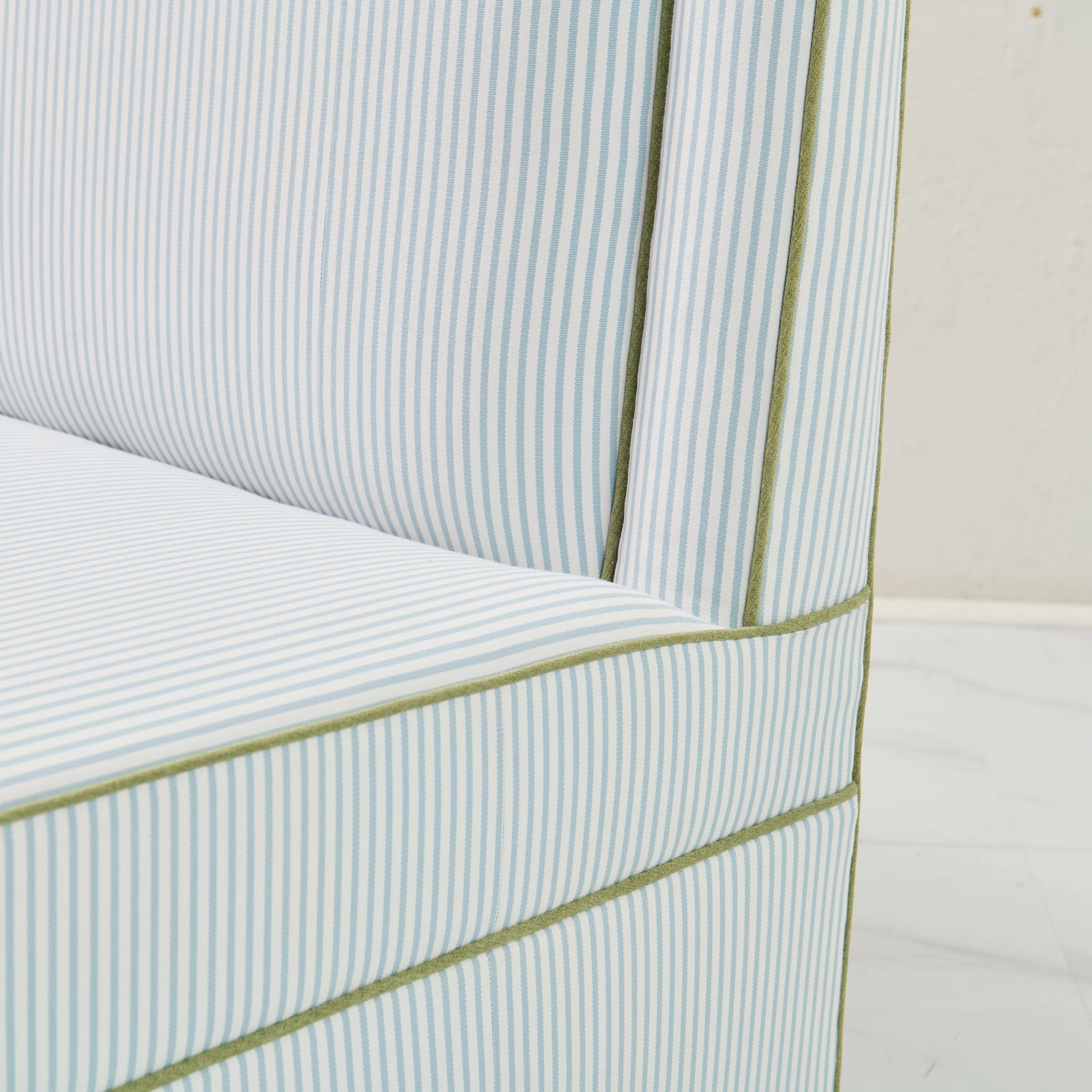 Lorraine Banquette ā Perennials Striped Blue Fabric - Green Trim - Image 4