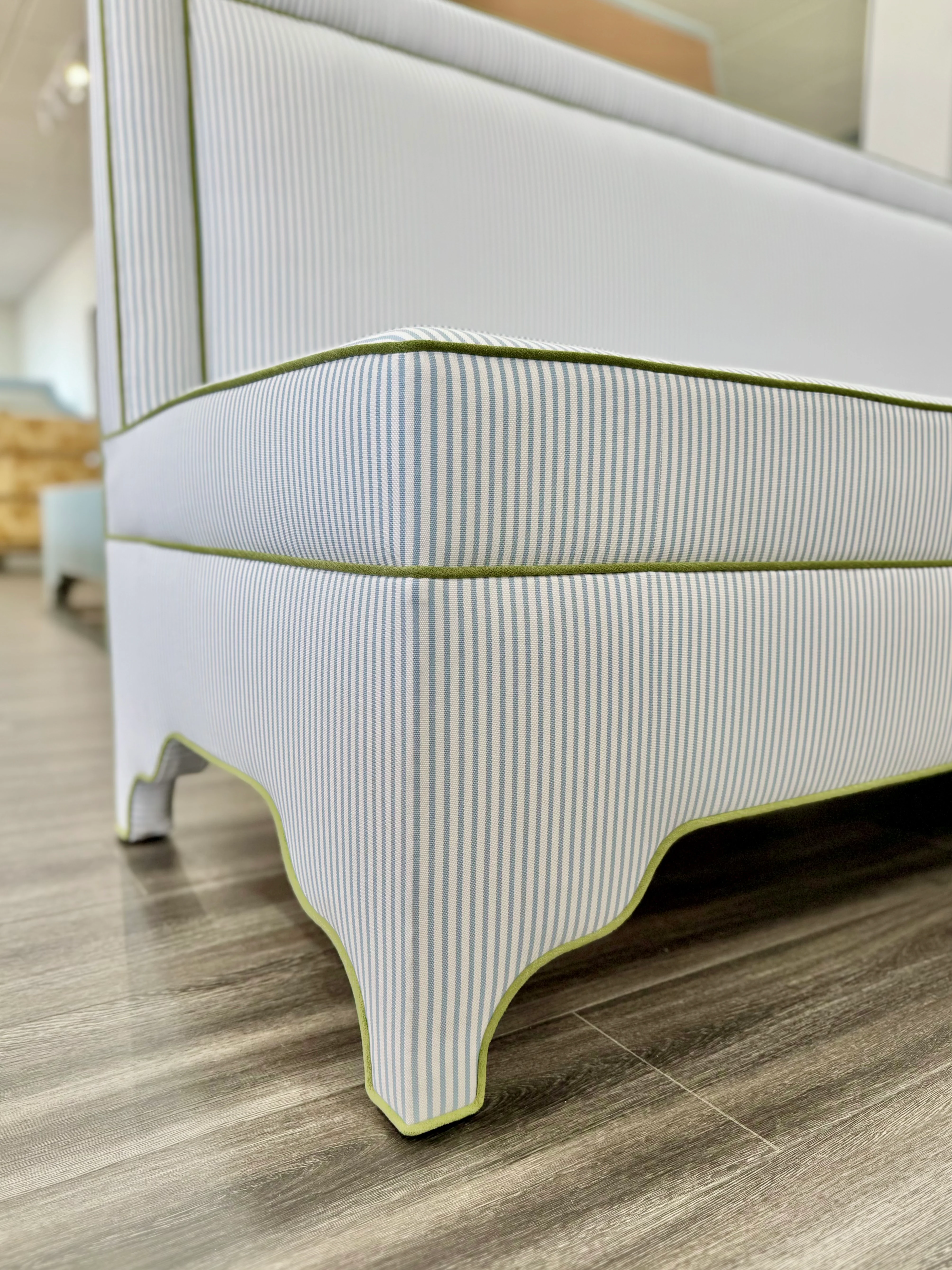 Lorraine Banquette ā Perennials Striped Blue Fabric - Green Trim - Image 9