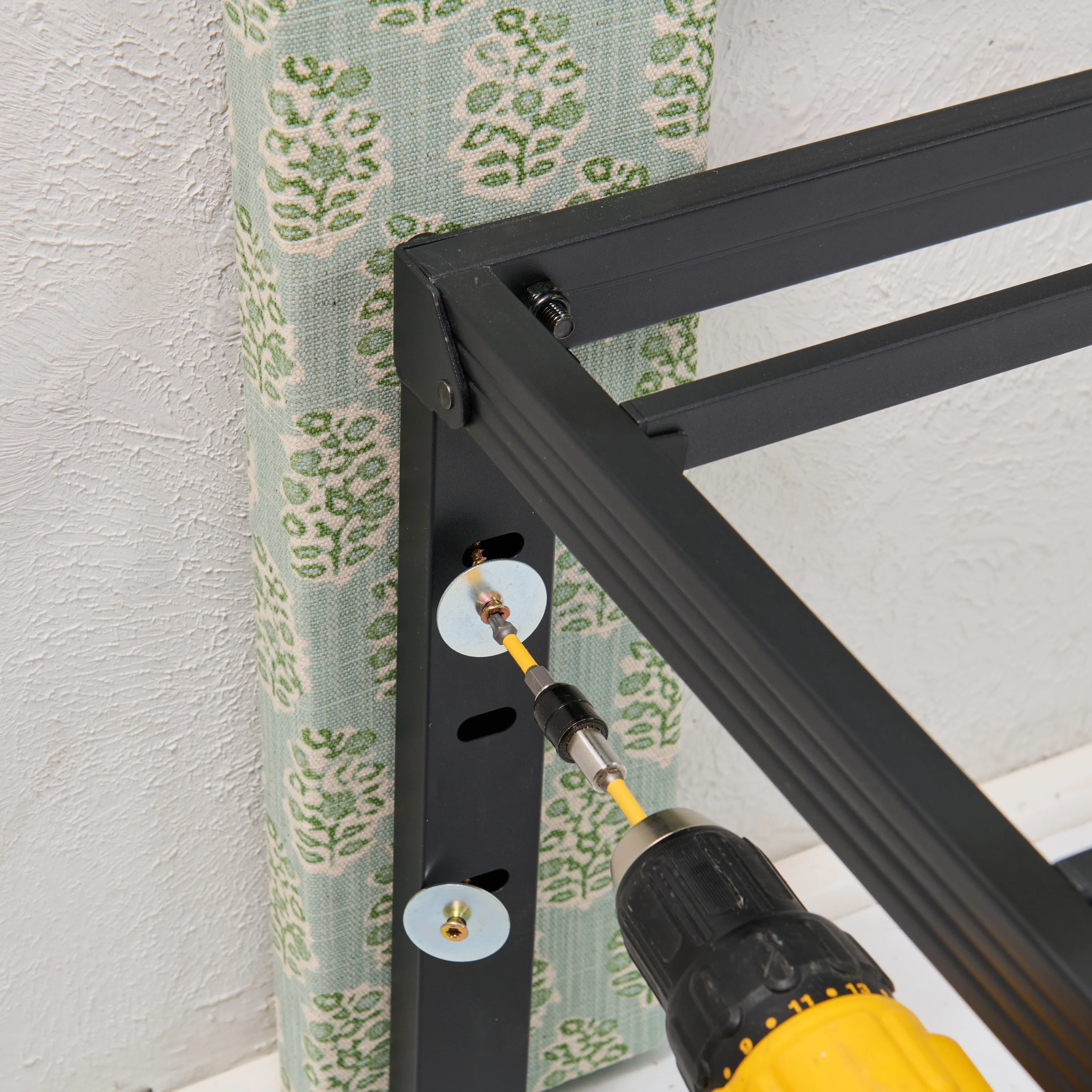 14" Heavy-Duty Bed Frame Base (No Box Spring Required) - Image 4