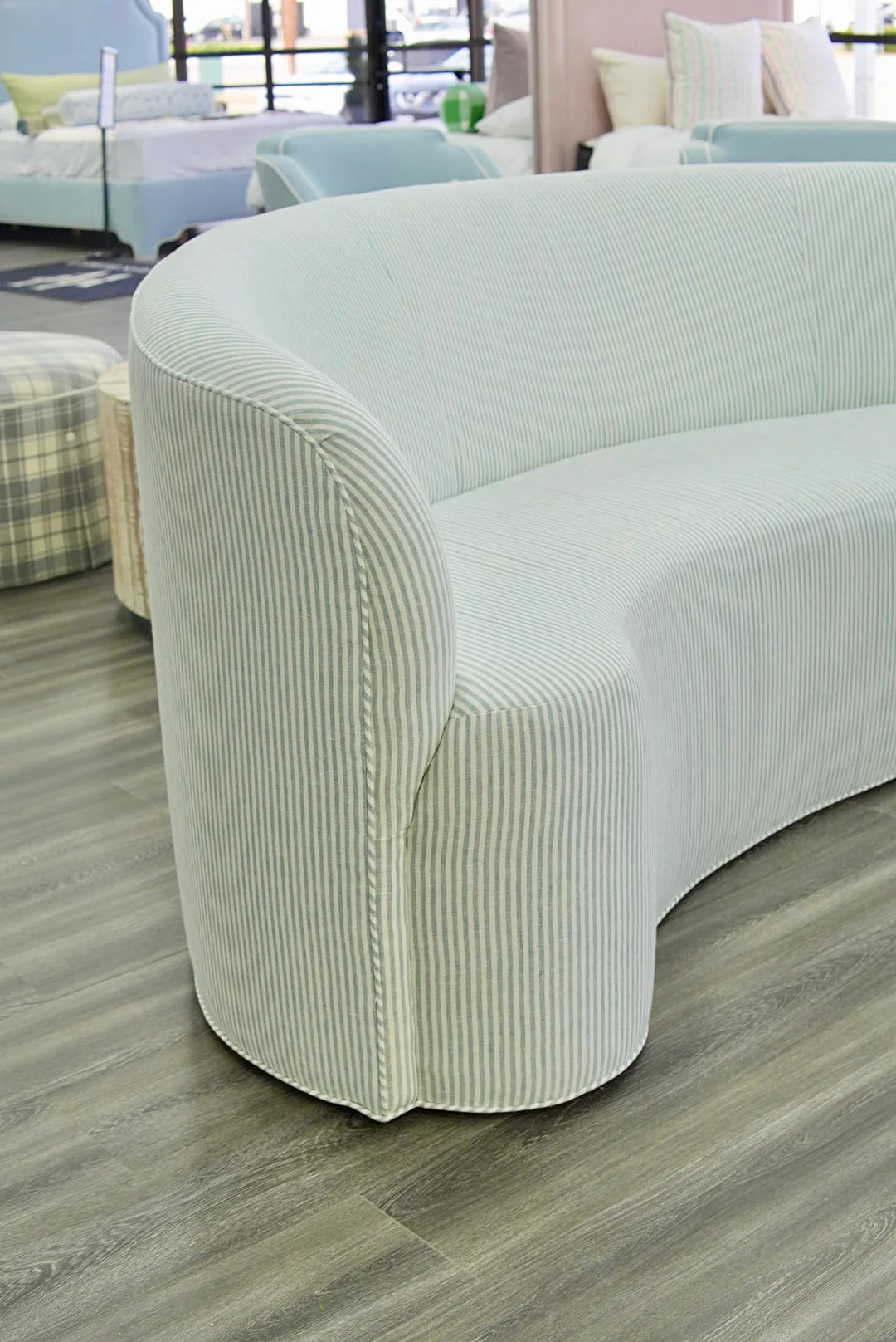 Luxe Sofa in Pierre Frey Upholstery Linen Fabric – Custom Built, In Stock - Image 9