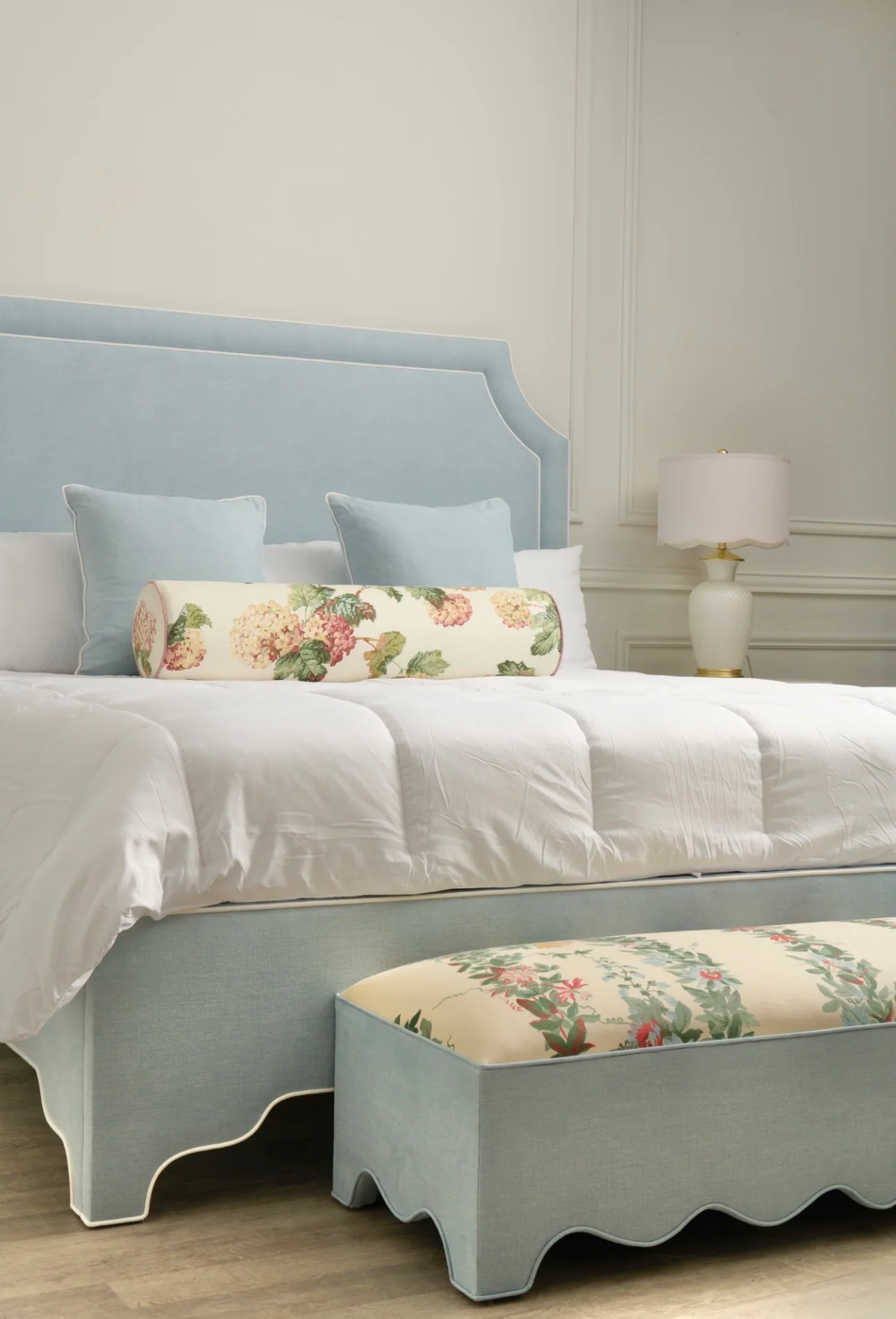 60” L Scalloped End of Bed Bench in Sky Blue Woven Fabric - White Trim - Image 4