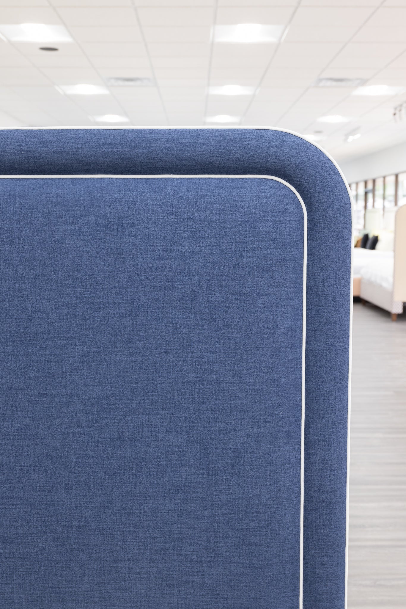 The Lorraine Queen Platform Bed in Navy Woven Fabric - White Trim - Image 5