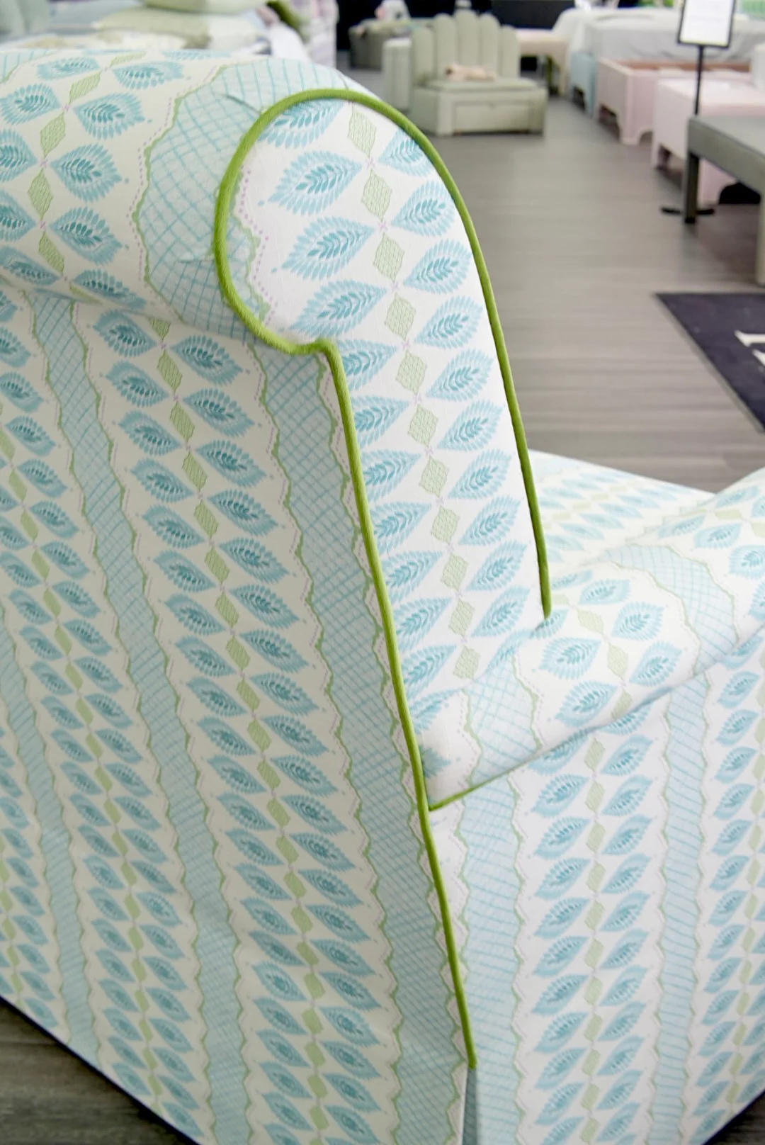 Tight back Waterfall Lounge Chair in Print Fabric - Contrast Piping - Image 13