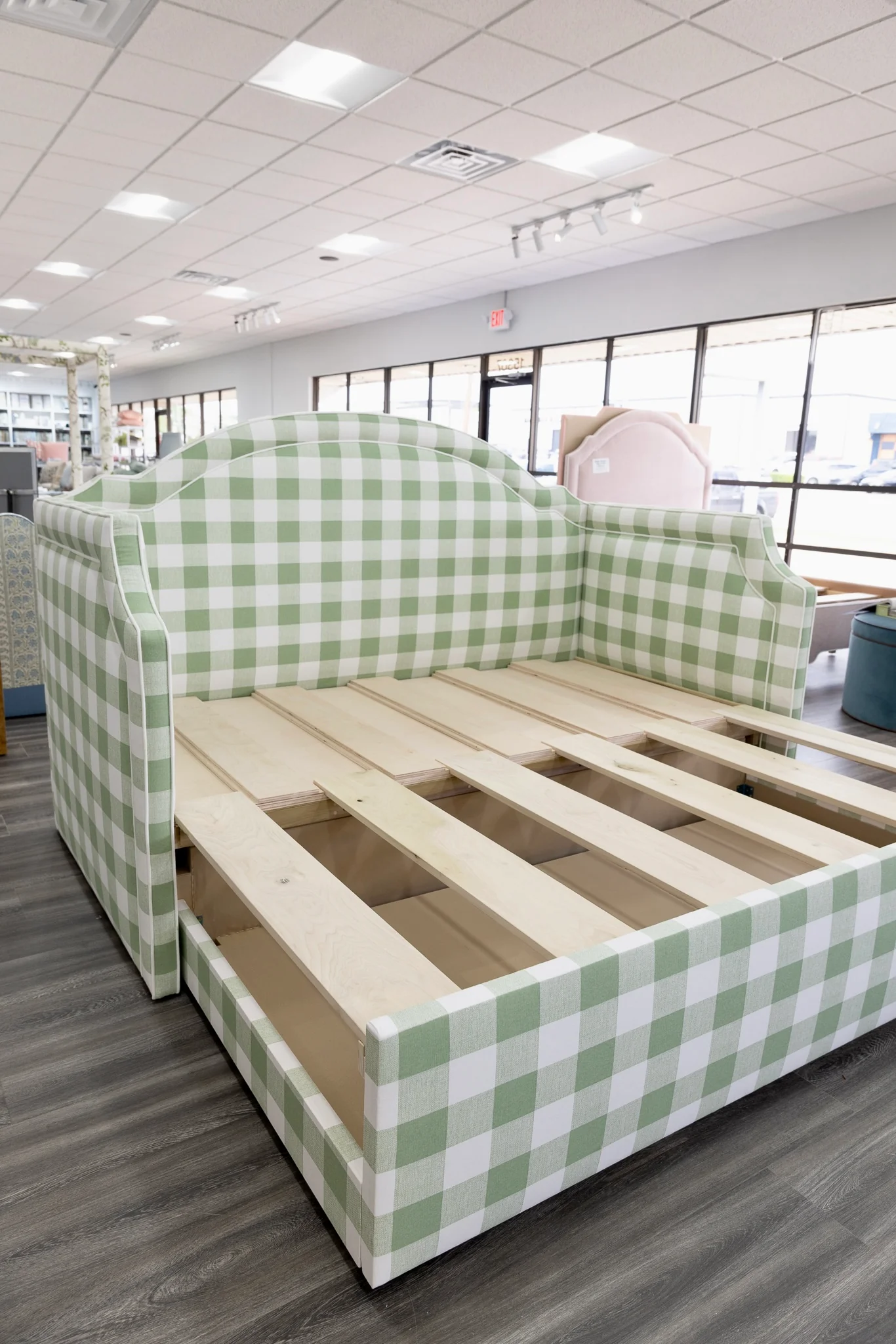 Twin to king Upholstered Trundle Daybed in Sage Green Checkered Fabric - White Trim - Image 7