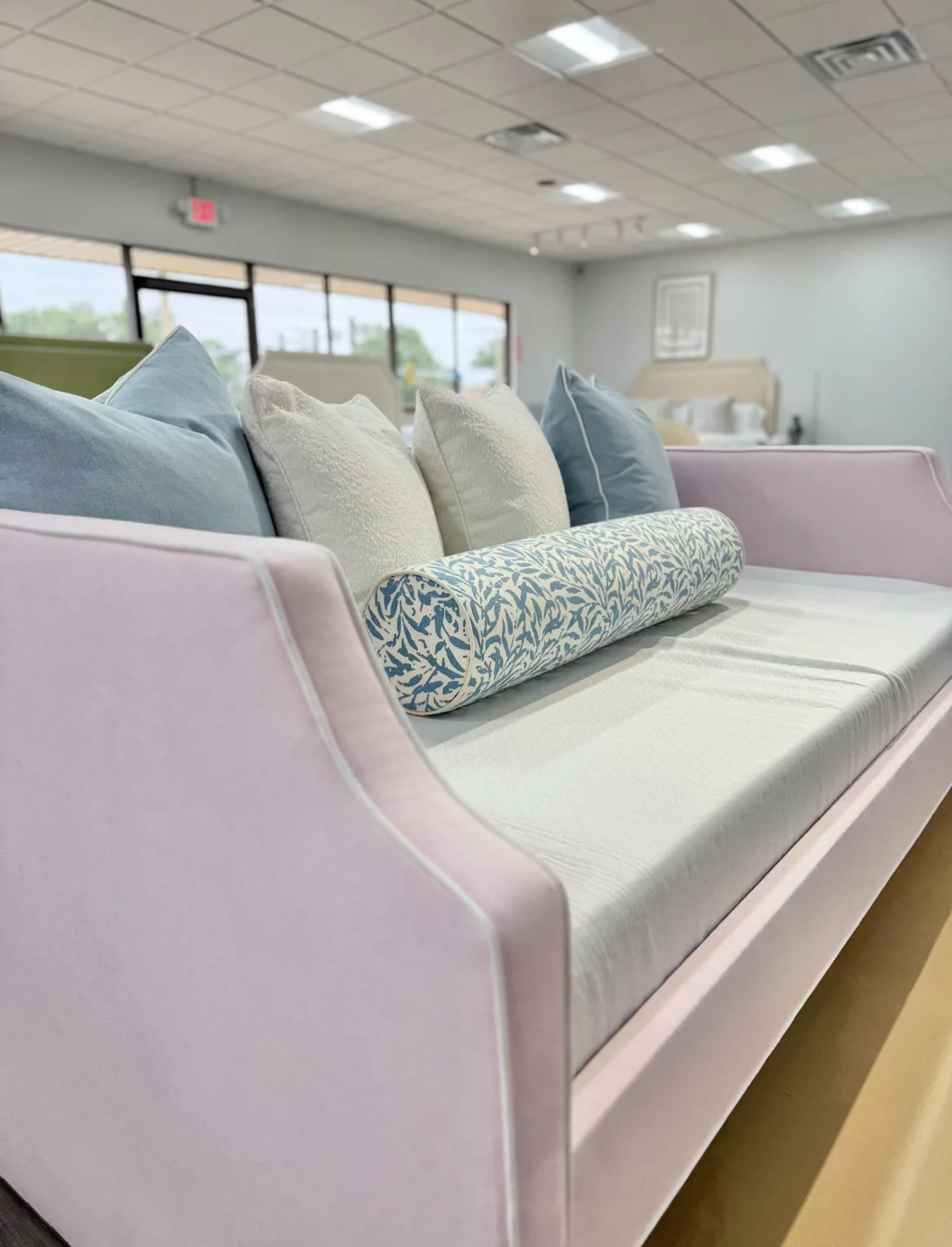 Twin Trundle Daybed - Powder Pink Woven - White Trim - Image 6