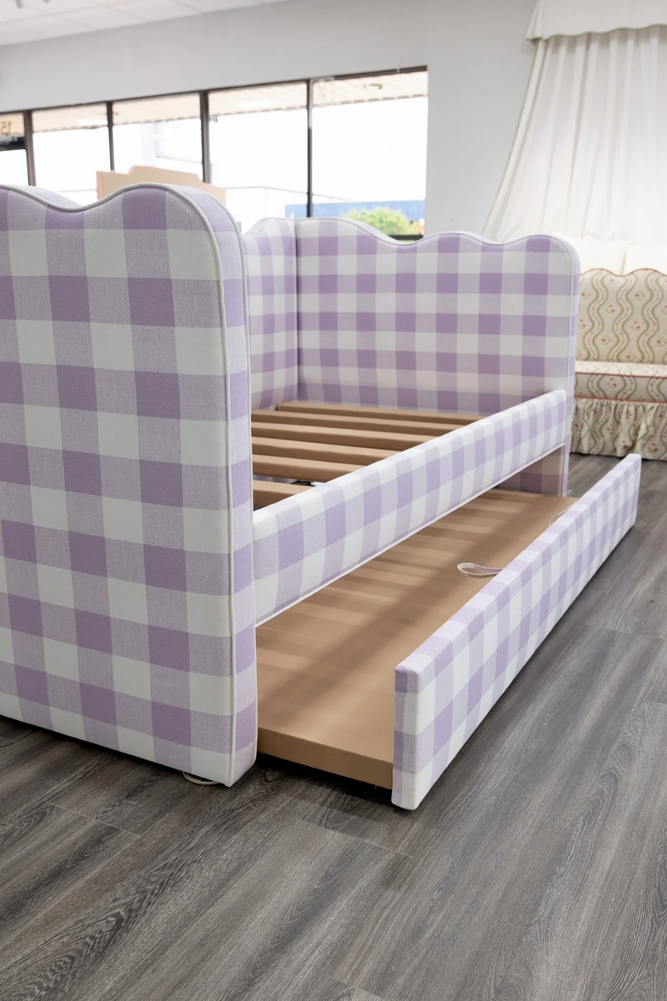 Twin Trundle Daybed - Scalloped - Buffalo Orchid Checkered Fabric with White Trim - Image 5